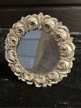 Vintage 1993 Pewter & Silver Plate Rose Garland Vanity Picture Frame MMA